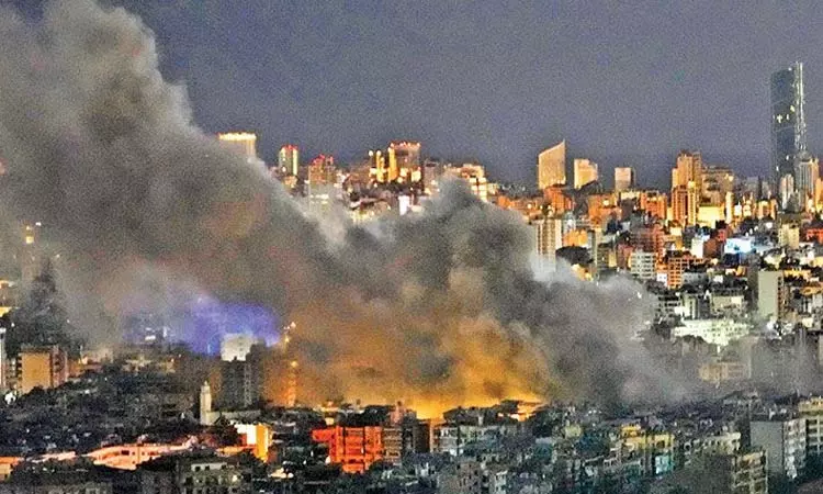 லெபனான் மீது இஸ்ரேல் வான்வழி தாக்குதல் - 4 பேர் பலி லெபனான் மீது இஸ்ரேல் வான்வழி தாக்குதல் - 4 பேர் பலி