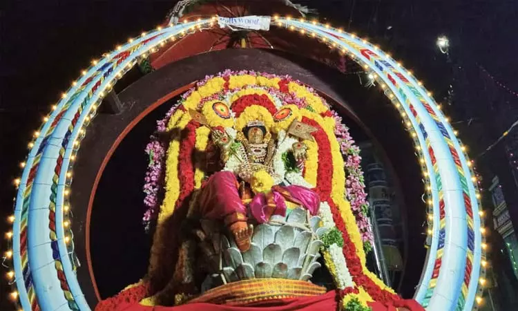 திருமருகல் முருகன் கோவிலில் கந்த சஷ்டி சிறப்பு பூஜை திருமருகல் முருகன் கோவிலில் கந்த சஷ்டி சிறப்பு பூஜை