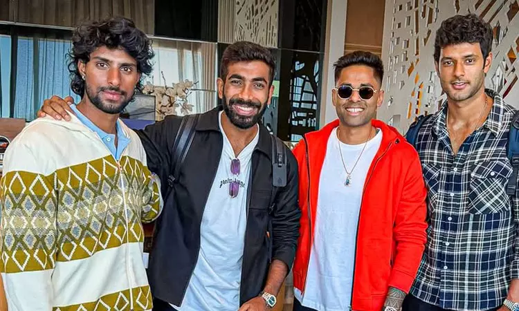 டி20 தொடர் : ஆஸ்திரேலியா சென்றடைந்த இந்திய அணி வீரர்கள் டி20 தொடர் : ஆஸ்திரேலியா சென்றடைந்த இந்திய அணி வீரர்கள்