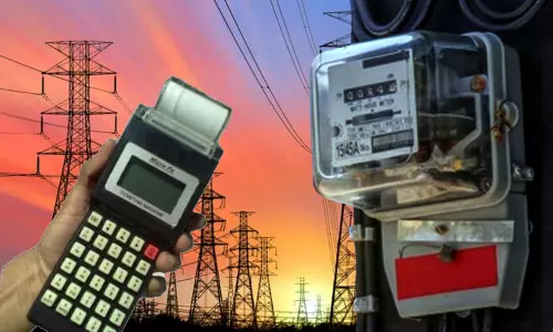 தமிழகத்தில் திடீர் மின்சார கட்டணம் உயர்வு ஏன்? - அதிகாரிகள் விளக்கம்