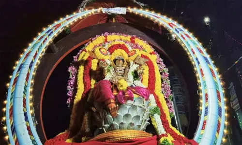 திருமருகல் முருகன் கோவிலில் கந்த சஷ்டி சிறப்பு பூஜை திருமருகல் முருகன் கோவிலில் கந்த சஷ்டி சிறப்பு பூஜை