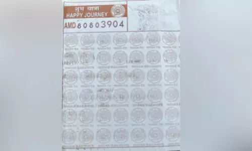 சென்னையில் சீசன் டிக்கெட்டில் பிரிண்டிங் அழிந்து போகிறது: ரெயில் பயணிகள் குற்றச்சாட்டு