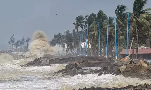 ‘மோன்தா’ புயல் ஆந்திராவை நோக்கிச் செல்லும் என தகவல்