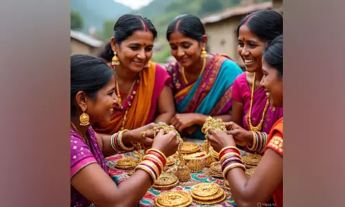 திருமணமான பெண்கள் நகைகள் அணிய கட்டுப்பாடு விதித்த கிராமம்