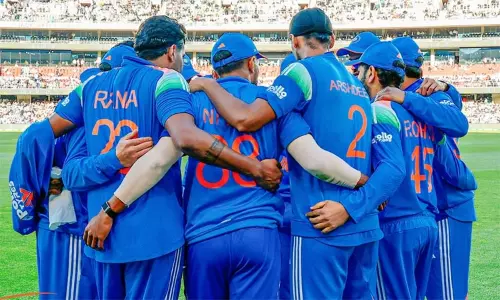 ஆஸ்திரேலியாவுக்கு எதிரான ஒருநாள் கிரிக்கெட்: ‘ஒயிட்வாஷை’ தவிர்க்குமா இந்தியா? ஆஸ்திரேலியாவுக்கு எதிரான ஒருநாள் கிரிக்கெட்: ‘ஒயிட்வாஷை’ தவிர்க்குமா இந்தியா?