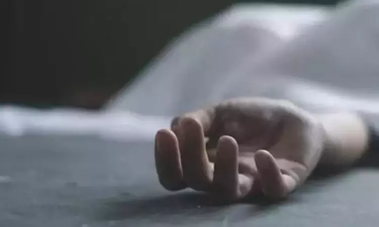 குரூப்-4 தேர்வில் தோல்வி: இளம்பெண் எடுத்த விபரீத முடிவு குரூப்-4 தேர்வில் தோல்வி: இளம்பெண் எடுத்த விபரீத முடிவு