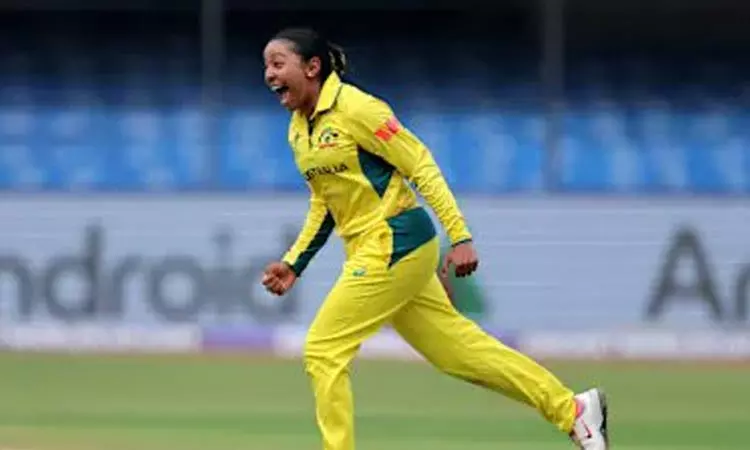 மகளிர் உலகக்கோப்பை வரலாற்றில் முதல் முறை.. மாபெரும் சாதனை படைத்த அலானா கிங் மகளிர் உலகக்கோப்பை வரலாற்றில் முதல் முறை.. மாபெரும் சாதனை படைத்த அலானா கிங்