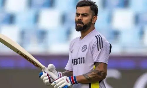 ஒரு நாள் கிரிக்கெட்டில் கோலியின் சாதனை மகத்தானது ஆனால்... - ரவிசாஸ்திரி எச்சரிக்கை ஒரு நாள் கிரிக்கெட்டில் கோலியின் சாதனை மகத்தானது ஆனால்... - ரவிசாஸ்திரி எச்சரிக்கை