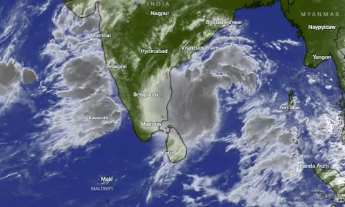 ‘நிவர்’ புயலை ஞாபகப்படுத்த இருக்கும் ‘மோந்தா’ ‘நிவர்’ புயலை ஞாபகப்படுத்த இருக்கும் ‘மோந்தா’