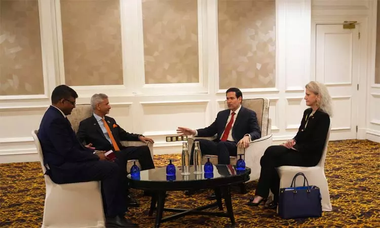 அமெரிக்க வெளியுறவுத்துறை மந்திரியை சந்தித்த ஜெய்சங்கர் அமெரிக்க வெளியுறவுத்துறை மந்திரியை சந்தித்த ஜெய்சங்கர்