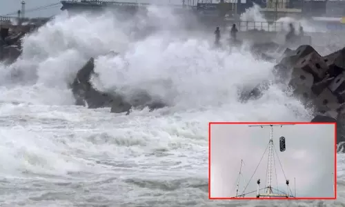 புயல் எதிரொலி:  தமிழக துறைமுகங்களில் 2-ம் எண் புயல் எச்சரிக்கை கூண்டு ஏற்றம்