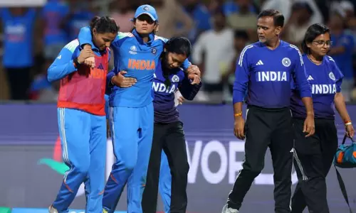 மகளிர் உலகக்கோப்பை கிரிக்கெட்: அரையிறுதியில் இருந்து விலகும் முன்னணி வீராங்கனை..?