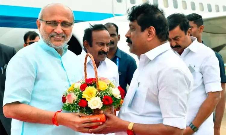 துணை ஜனாதிபதி சி.பி.ராதாகிருஷ்ணன் கோவை வருகை ... ... இன்றைய முக்கிய செய்திகள் சில வரிகளில்... 28-10-2025 துணை ஜனாதிபதி சி.பி.ராதாகிருஷ்ணன் கோவை வருகை ... ... இன்றைய முக்கிய செய்திகள் சில வரிகளில்... 28-10-2025