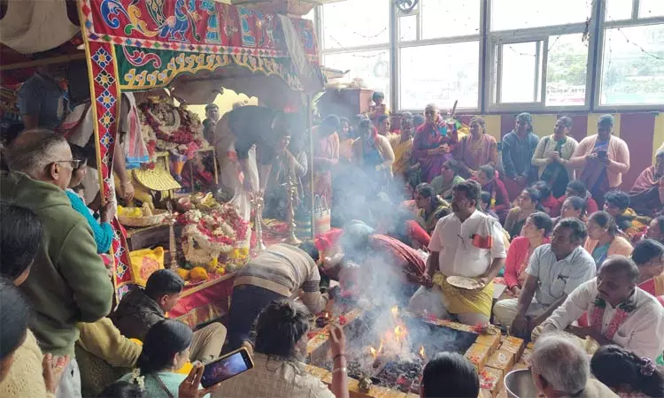 நீலகிரி: முருகன் கோவில்களில் திருக்கல்யாண உற்சவம் கோலாகலம்