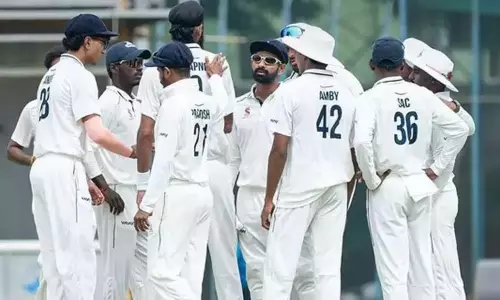 ரஞ்சி கிரிக்கெட்:  நாகாலாந்து 446 ரன்னில் ஆல் அவுட் - முன்னிலை பெற்ற தமிழகம்