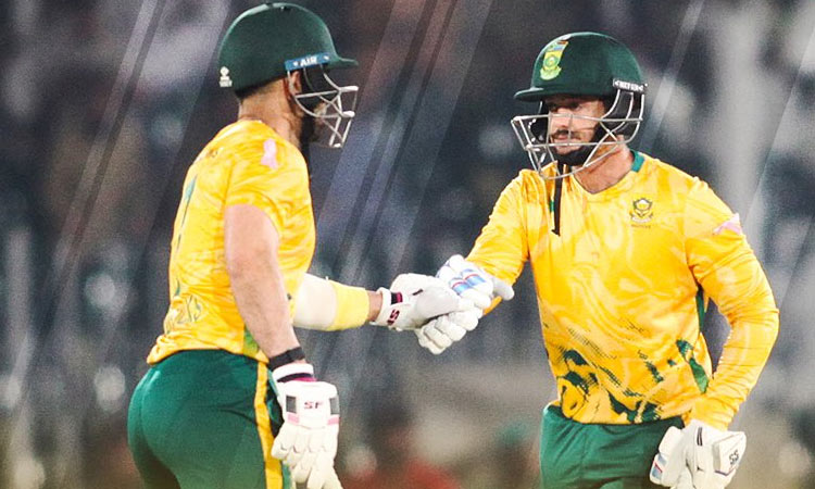 முதல் டி20 போட்டி: பாகிஸ்தானை வீழ்த்தி தென் ஆப்பிரிக்கா வெற்றி