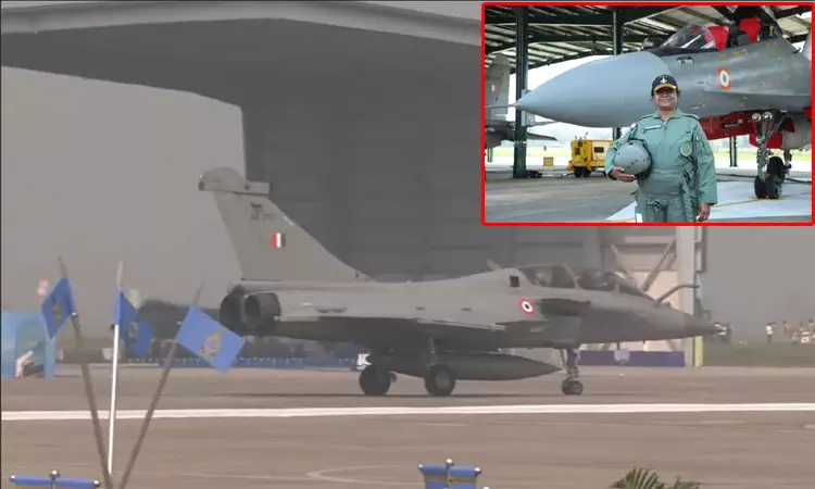 ரபேல் போர் விமானத்தில் பயணித்த ஜனாதிபதி திரவுபதி முர்மு