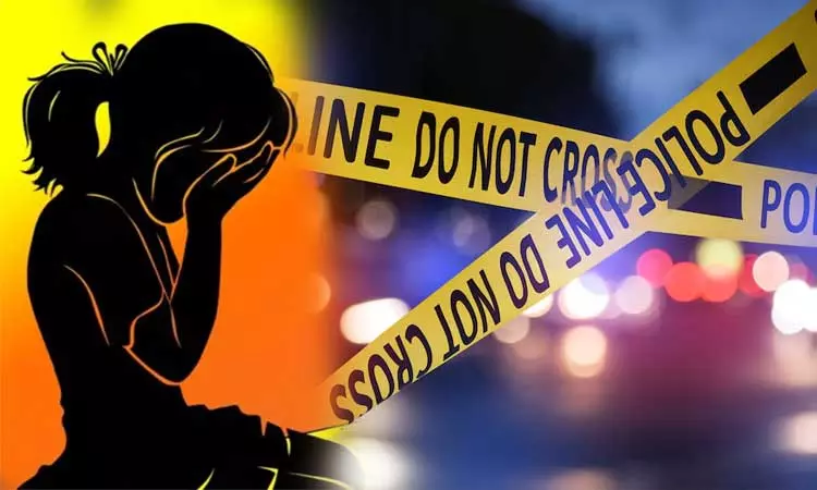 பலாத்காரம் செய்ய கடத்தி செல்லப்பட்ட சிறுமி விபத்தில் சிக்கி பலி: 4 பேர் கைது