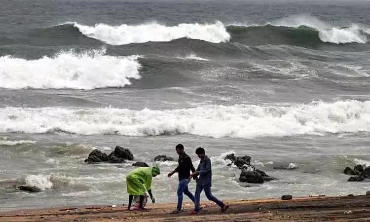 நவம்பர், டிசம்பர் மாதங்களில் வலுவான புயல் உருவாக... ... இன்றைய முக்கிய செய்திகள் சில வரிகளில்... 30-10-2025 நவம்பர், டிசம்பர் மாதங்களில் வலுவான புயல் உருவாக... ... இன்றைய முக்கிய செய்திகள் சில வரிகளில்... 30-10-2025