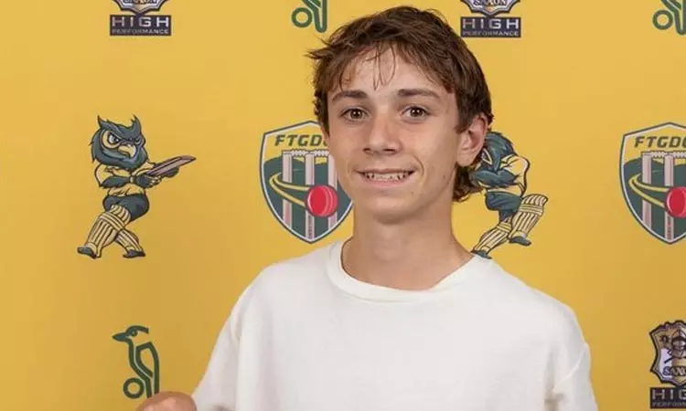 பயிற்சியின்போது பந்துதாக்கி 17 வயது இளம் ஆஸி. வீரர் மரணம்.. கிரிக்கெட் உலகில் சோகம் பயிற்சியின்போது பந்துதாக்கி 17 வயது இளம் ஆஸி. வீரர் மரணம்.. கிரிக்கெட் உலகில் சோகம்