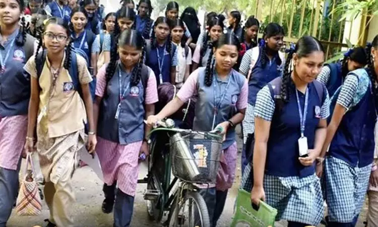 திருவள்ளூர் மாவட்டத்தில் நவ.1ம் தேதி அனைத்து பள்ளிகளும் முழு நாள் செயல்படும் திருவள்ளூர் மாவட்டத்தில் நவ.1ம் தேதி அனைத்து பள்ளிகளும் முழு நாள் செயல்படும்