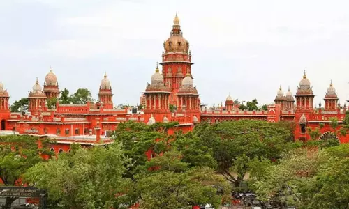 கோவில் சொத்துகளை இணையதளத்தில் வெளியிட தயங்குவது ஏன்? அறநிலையத்துறைக்கு ஐகோர்ட்டு கேள்வி