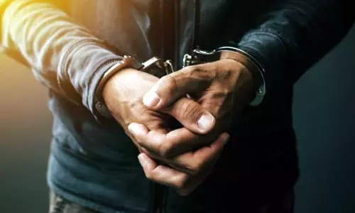 ஆபாச வீடியோ விவகாரம்: காங்கிரஸ் பெண் எம்.எல்.ஏ.வின் உதவியாளர் கைது