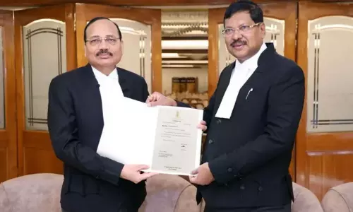 சுப்ரீம் கோர்ட்டின் 53-வது தலைமை நீதிபதியாக நீதிபதி சூர்யகாந்த் யாதவ் நியமனம் சுப்ரீம் கோர்ட்டின் 53-வது தலைமை நீதிபதியாக நீதிபதி சூர்யகாந்த் யாதவ் நியமனம்