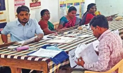 சாத்தான்குளம் யூனியனில் இரவு காவலர் பணிக்கு நேர்காணல்; ஒரு இடத்திற்கு 50 பேர் போட்டி