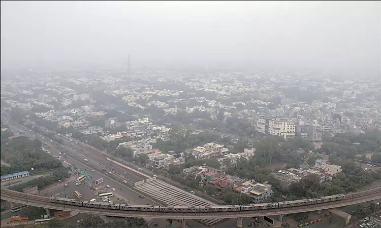 டெல்லியில் காற்று மாசு அதிகரிப்பு: மக்கள் அவதி