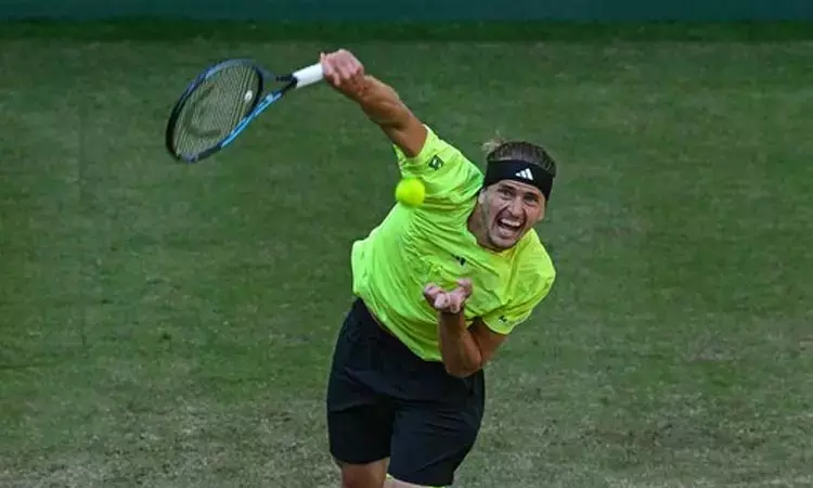 பாரீஸ் மாஸ்டர்ஸ் டென்னிஸ்: ஸ்வேரெவ் காலிறுதிக்கு முன்னேற்றம்