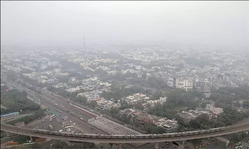 டெல்லியில் காற்று மாசு அதிகரிப்பு: மக்கள் அவதி