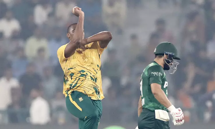 2-வது டி20: தென் ஆப்பிரிக்காவை வீழ்த்தி அபார வெற்றி பெற்ற பாகிஸ்தான்