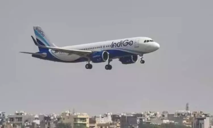 ஐதராபாத் புறப்பட்ட விமானத்திற்கு வெடிகுண்டு மிரட்டல்; மும்பையில் அவசரமாக தரையிறக்கம்