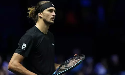 பாரீஸ் மாஸ்டர்ஸ் டென்னிஸ்: ஸ்வெரெவ் அரையிறுதிக்கு முன்னேற்றம்