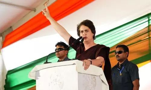 பா.ஜ.க. எதிர்காலத்தையும், கடந்த காலத்தையும் மட்டுமே பேசுகிறது; நிகழ்காலம் குறித்து பேசுவதே இல்லை - பிரியங்கா காந்தி