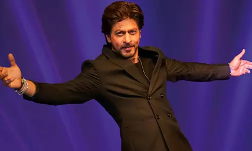 நடிகர் ஷாருக்கானுக்கு இன்று 60-வது பிறந்தநாள் நடிகர் ஷாருக்கானுக்கு இன்று 60-வது பிறந்தநாள்