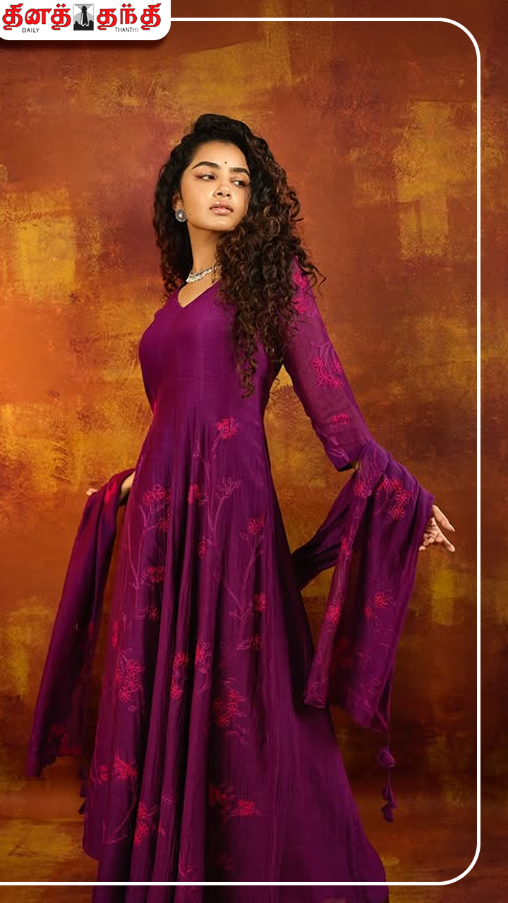 நடிகை அனுபமா பரமேஸ்வரனின் லேட்டஸ்ட் கிளிக்ஸ்!