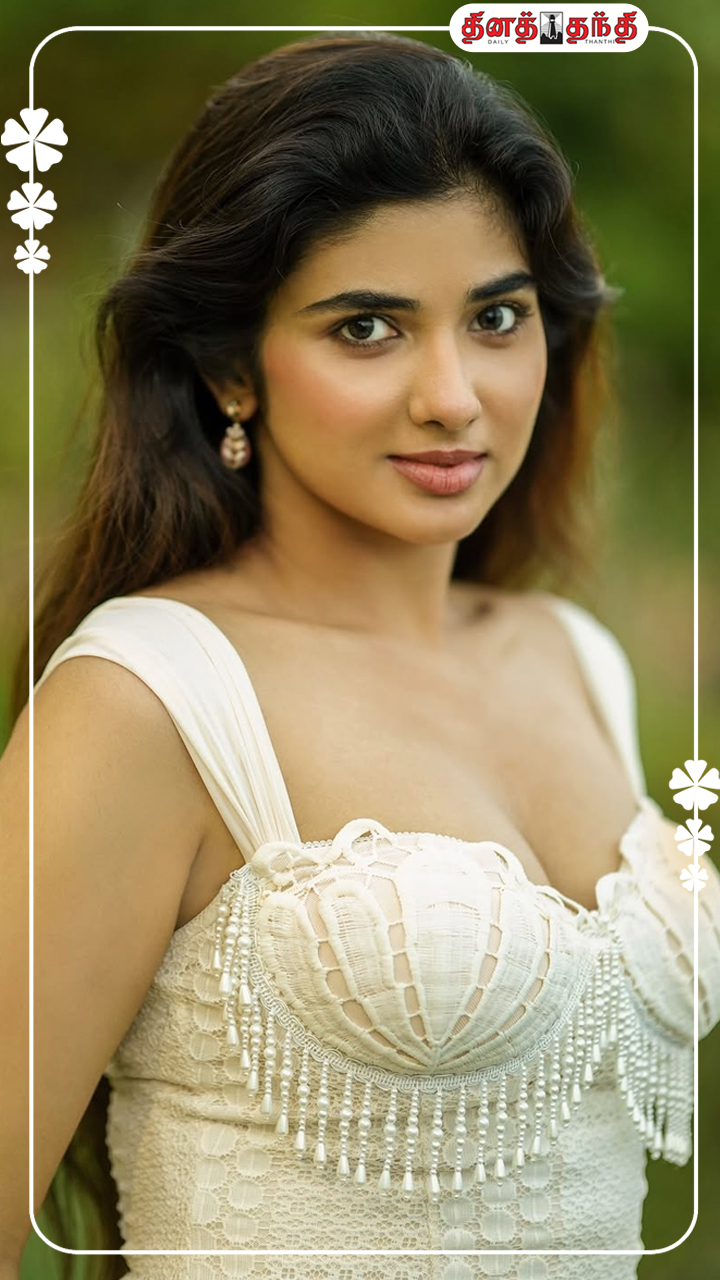 நடிகை பிரக்யா நாக்ராவின் லேட்டஸ்ட் கிளிக்ஸ்!