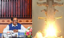 இஸ்ரோ தலைவர் பாராட்டு