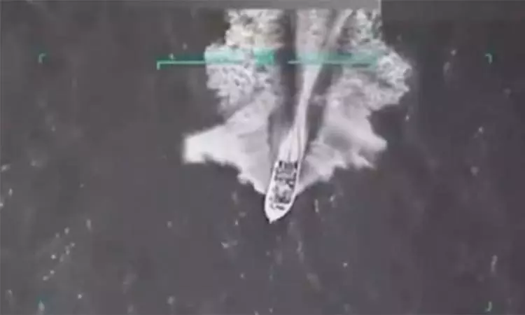 போதைப்பொருள் கடத்தி வந்த படகு மீது அமெரிக்கா தாக்குதல்  3 பேர் பலி