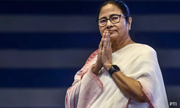 வாக்காளர் சிறப்பு தீவிர திருத்தத்துக்கு எதிராக மம்தா தலைமையில் 4-ந்தேதி போராட்டம் வாக்காளர் சிறப்பு தீவிர திருத்தத்துக்கு எதிராக மம்தா தலைமையில் 4-ந்தேதி போராட்டம்