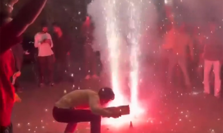 வரலாறு படைத்த இந்திய மகளிர் அணி: நாடு முழுவதும் கிரிக்கெட் ரசிகர்கள் கொண்டாட்டம்