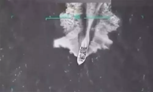 போதைப்பொருள் கடத்தி வந்த படகு மீது அமெரிக்கா தாக்குதல் - 3 பேர் பலி