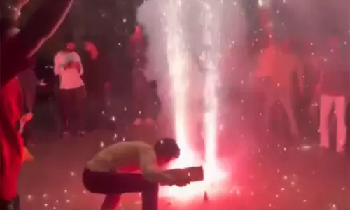 வரலாறு படைத்த இந்திய மகளிர் அணி: நாடு முழுவதும் கிரிக்கெட் ரசிகர்கள் கொண்டாட்டம்