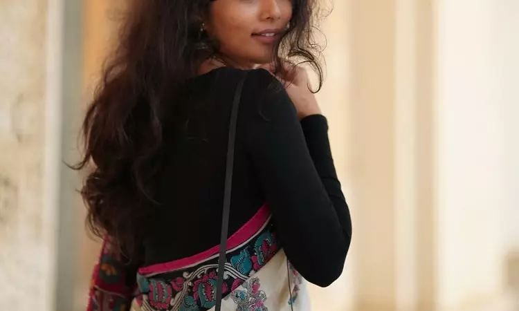 Once a news channel host...now a famous actress - do you know who she is? Once a news channel host...now a famous actress - do you know who she is?