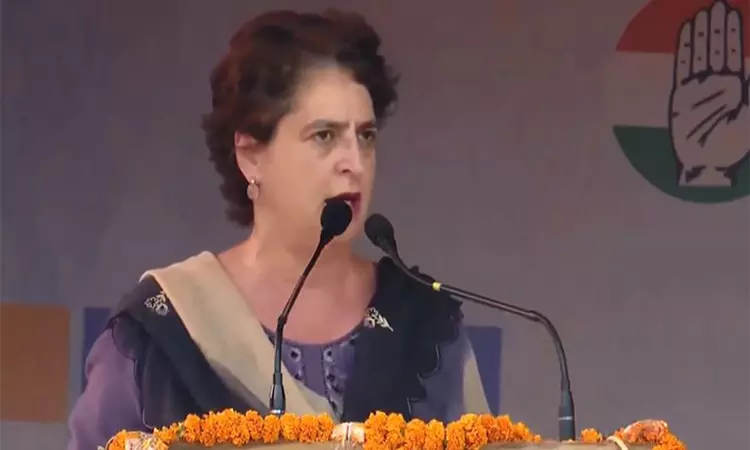 ‘கடந்த 20 ஆண்டுகளாக பீகாருக்கு என்ன செய்தார்கள் என்பதை மோடியும், அமித்ஷாவும் கூற வேண்டும்’ - பிரியங்கா காந்தி ‘கடந்த 20 ஆண்டுகளாக பீகாருக்கு என்ன செய்தார்கள் என்பதை மோடியும், அமித்ஷாவும் கூற வேண்டும்’ - பிரியங்கா காந்தி