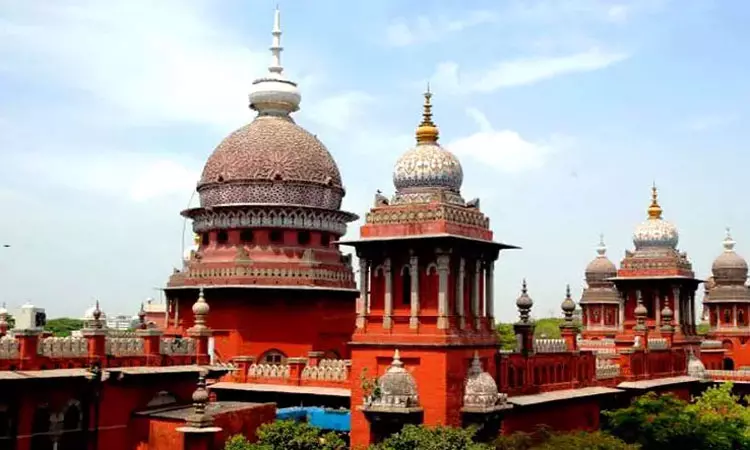 வாக்காளர் பட்டியல் திருத்தம்: அச்சம் கொள்ள தேவையில்லை; சென்னை ஐகோர்ட்டில் தேர்தல் ஆணையம் உறுதி வாக்காளர் பட்டியல் திருத்தம்: அச்சம் கொள்ள தேவையில்லை; சென்னை ஐகோர்ட்டில் தேர்தல் ஆணையம் உறுதி