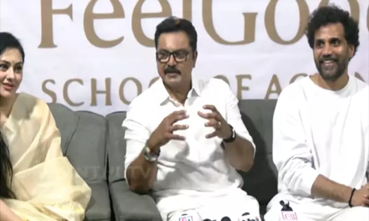 ‘நடிகர்கள் அரசியலுக்கு வரலாம்... ஆனால் அரசியலில் நடிக்கக் கூடாது’ - சரத்குமார்