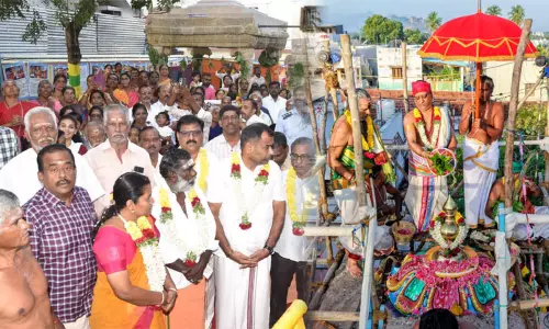 பழனி: ஆயக்குடி சோளீஸ்வரர் கோவில் கும்பாபிஷேகம் பழனி: ஆயக்குடி சோளீஸ்வரர் கோவில் கும்பாபிஷேகம்